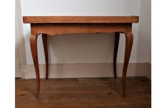 Louis XV style natural wood desk table