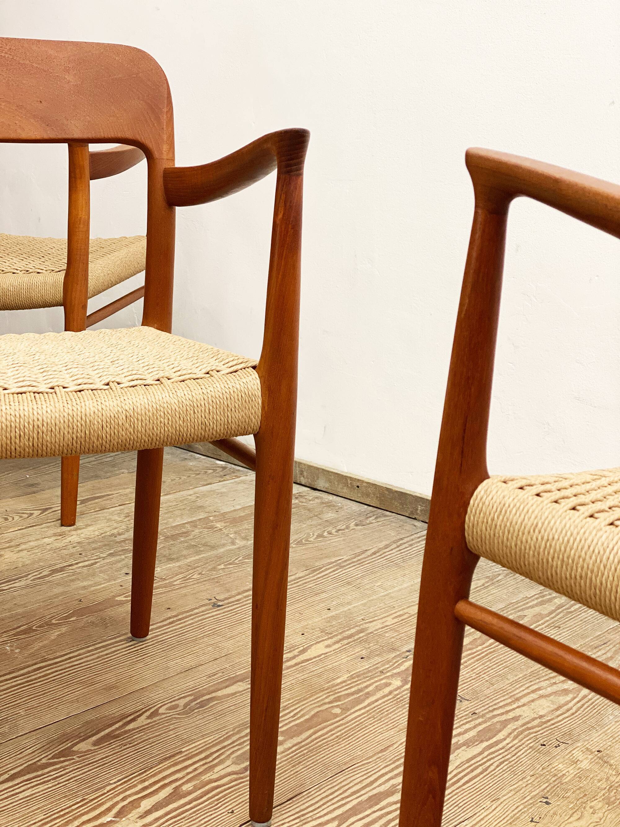 Chaises de salle à manger en teck du milieu du siècle par Niels O. Møller pour J.L. Moller, modèle 56, ensemble de 4, Danemark, années 1950