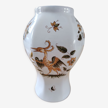 Faience vase Moustiers