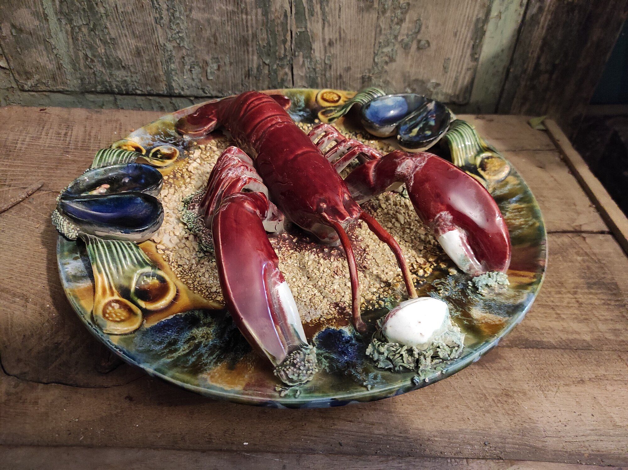 Portuguese Palissy plate depicting a lobster, 19th century