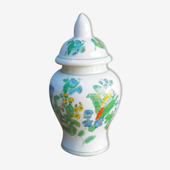 Ginger jar with floral decoration and parrot - Chinese ceramics - 70s