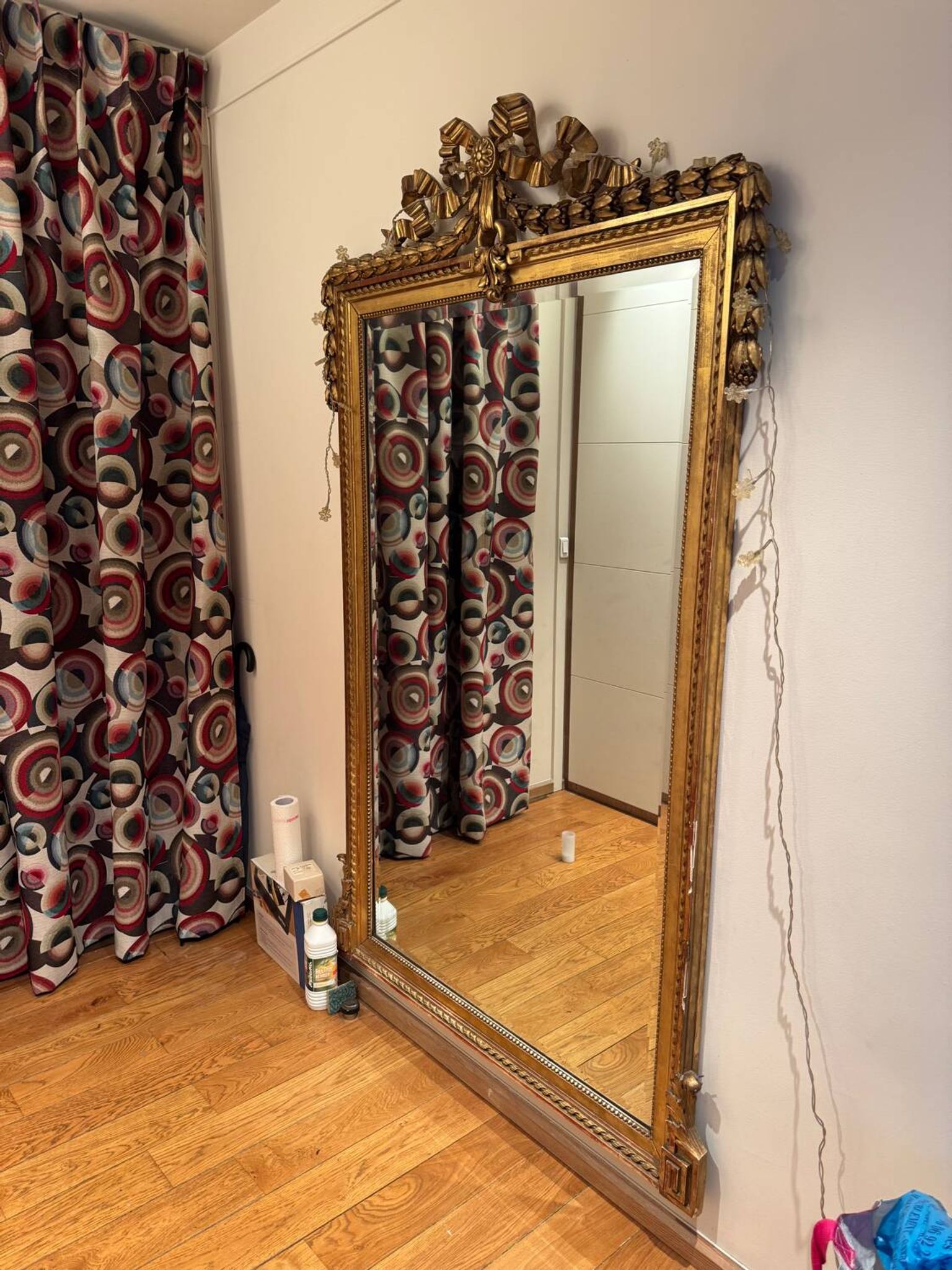 Large antique gilded carved wooden mirror – early 20th century