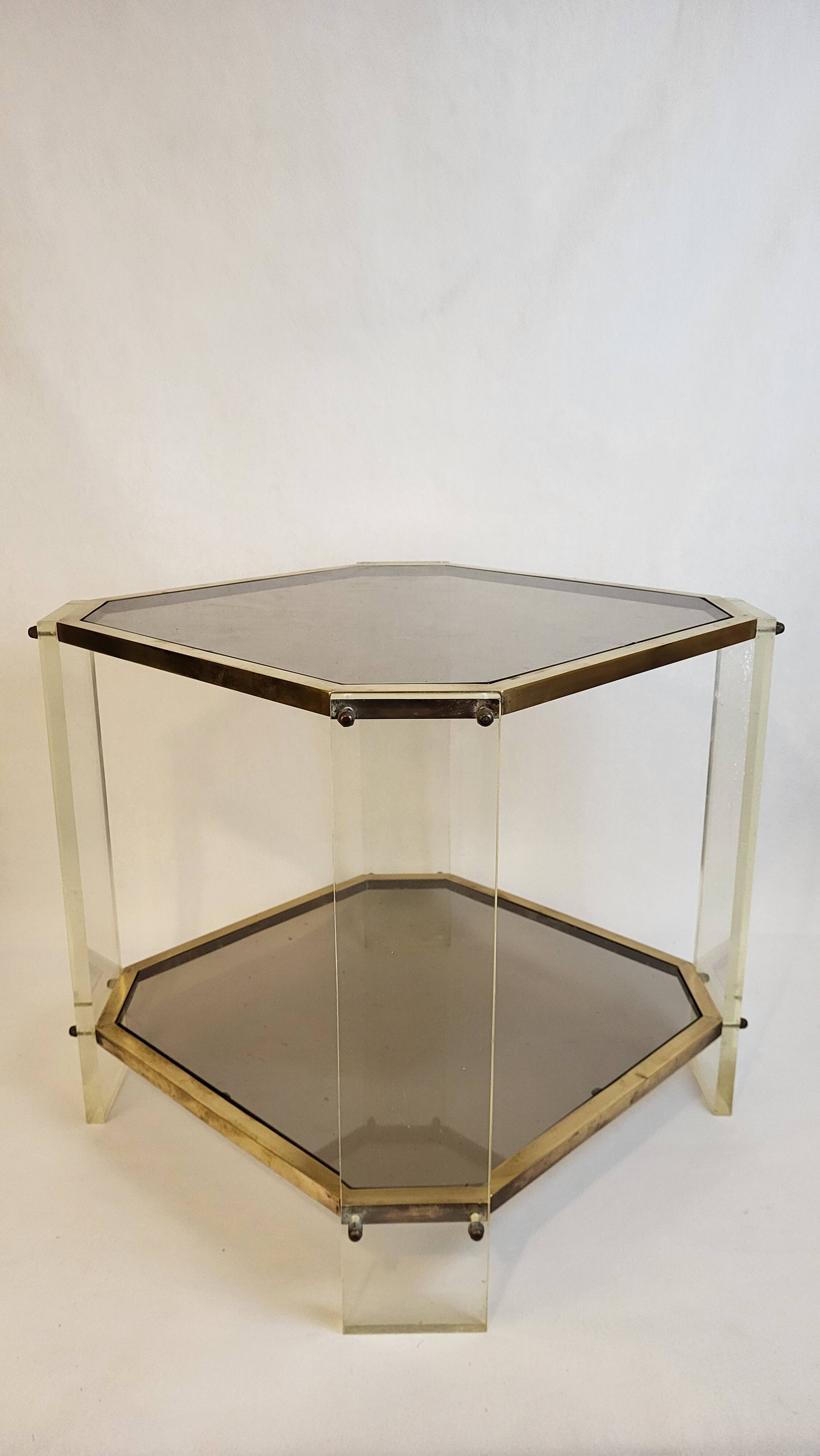Coffee table 70s plexiglas / smoked glass
