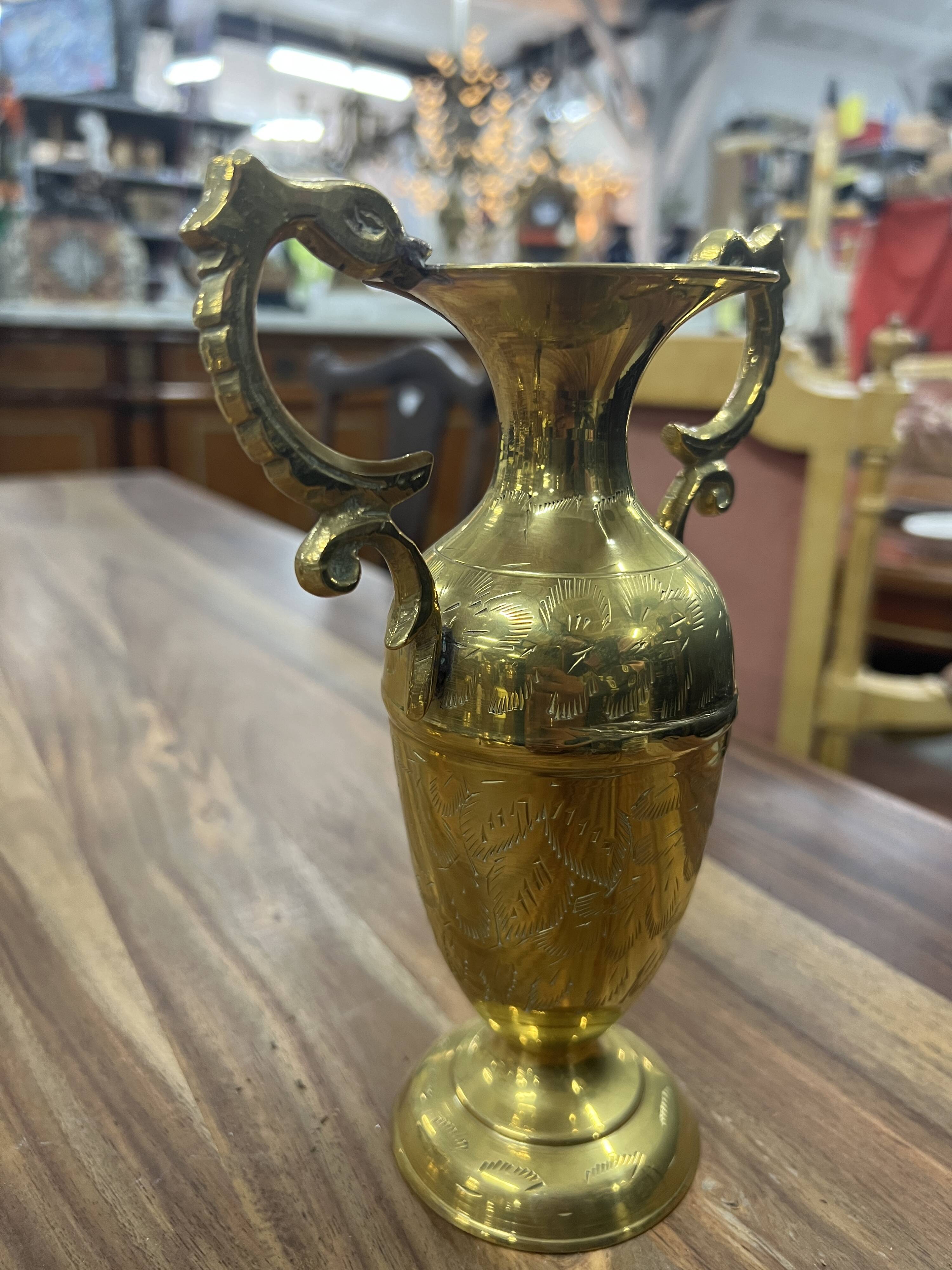 Pair of brass vase Art Deco period