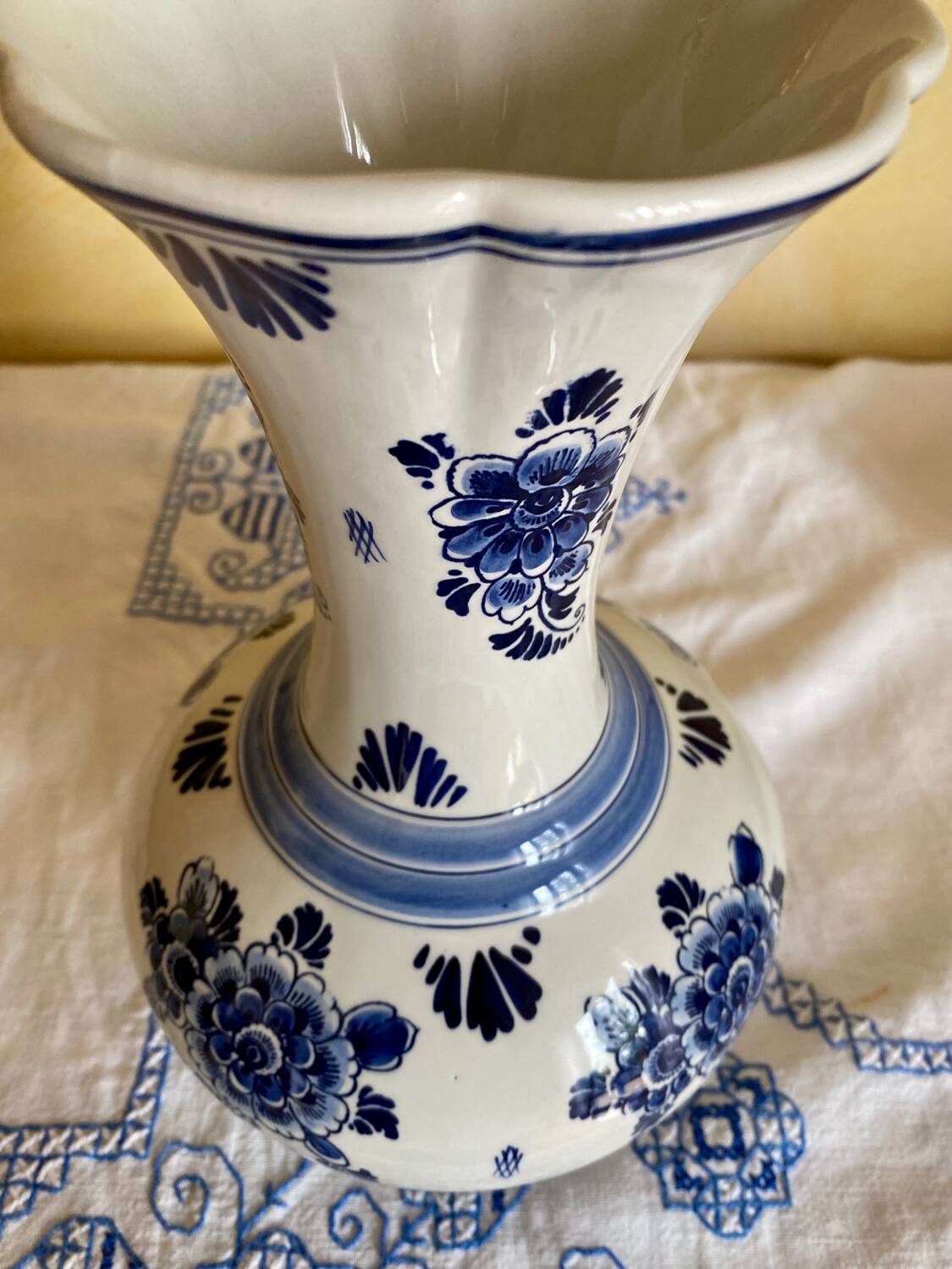 Delft Blue porcelain vase