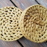 Round palm leaf basket