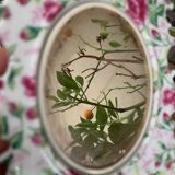 Miroir ancien en porcelaine motif roses