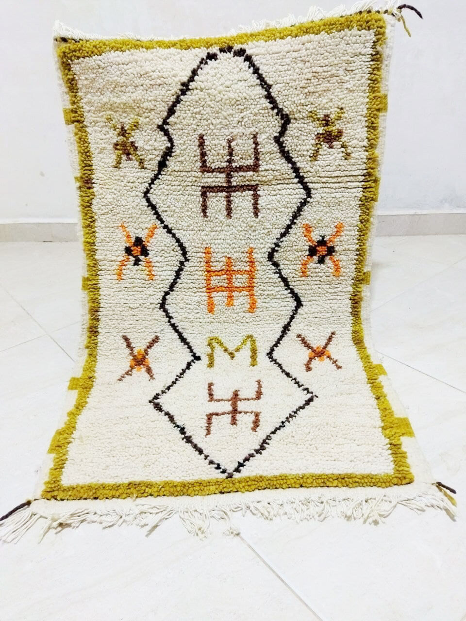 Moroccan berber carpet 100x62cm