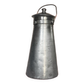 Pot à lait en aluminium