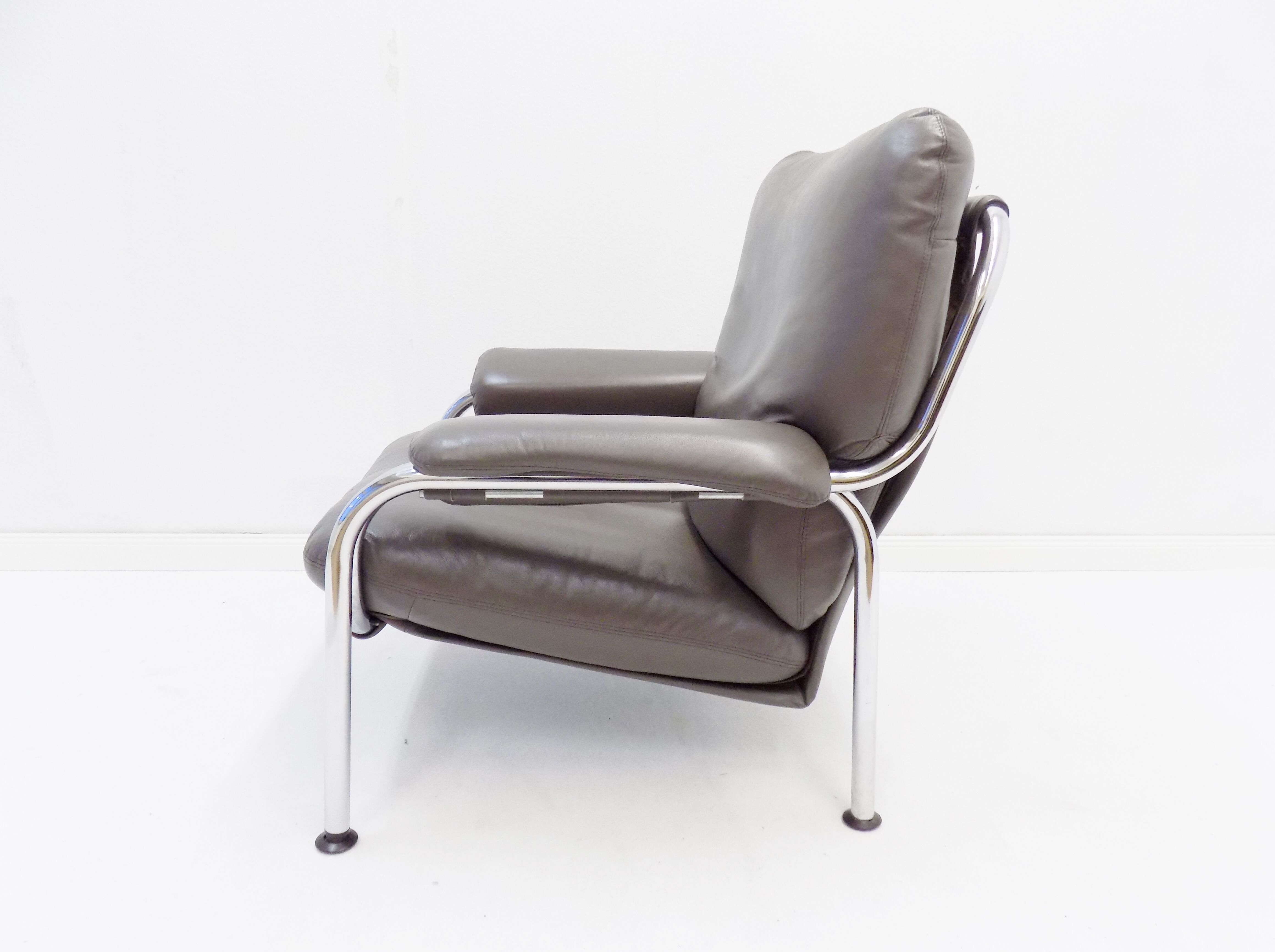 Fauteuil en cuir Kangourou De Sede par Hans Eichenberger