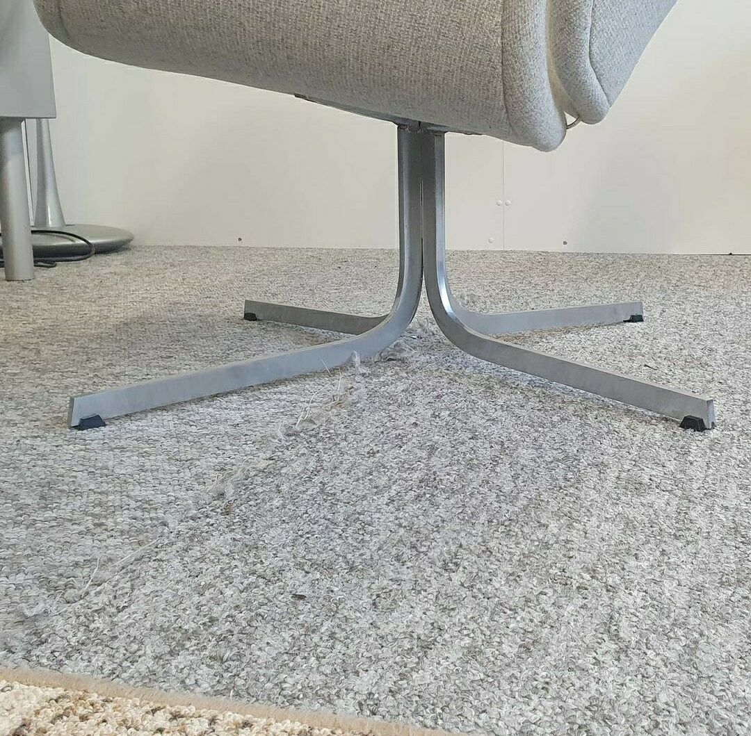 Big Tulip chair by Pierre Paulin, edition Artifort