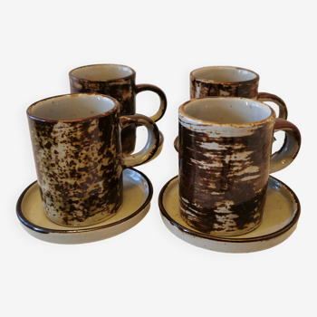 Lot de 4 tasses à café et soucoupes