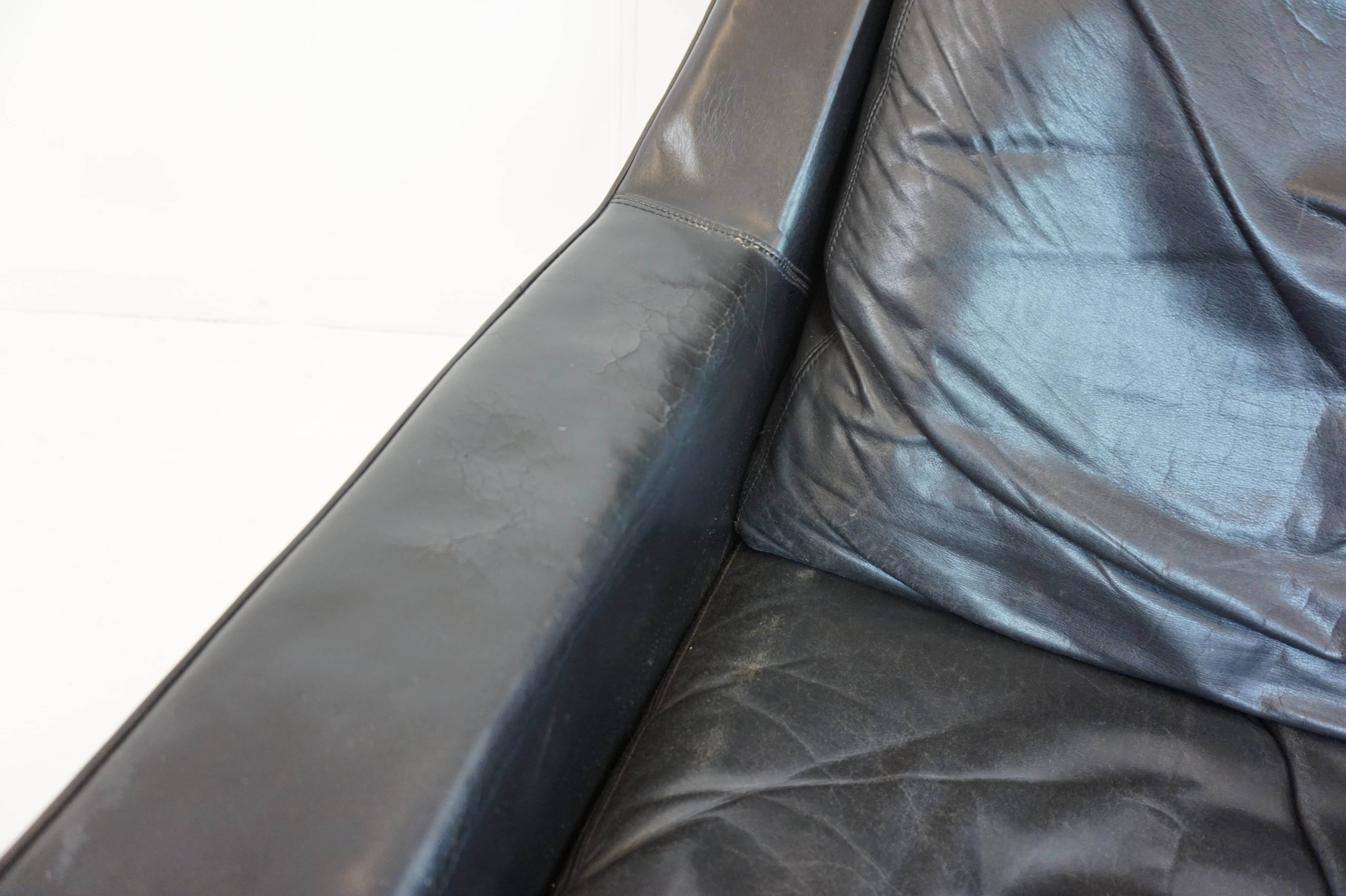 ESA leather chair 802 by Werner Langenfeld