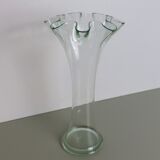 Tulip vase in transparent glass
