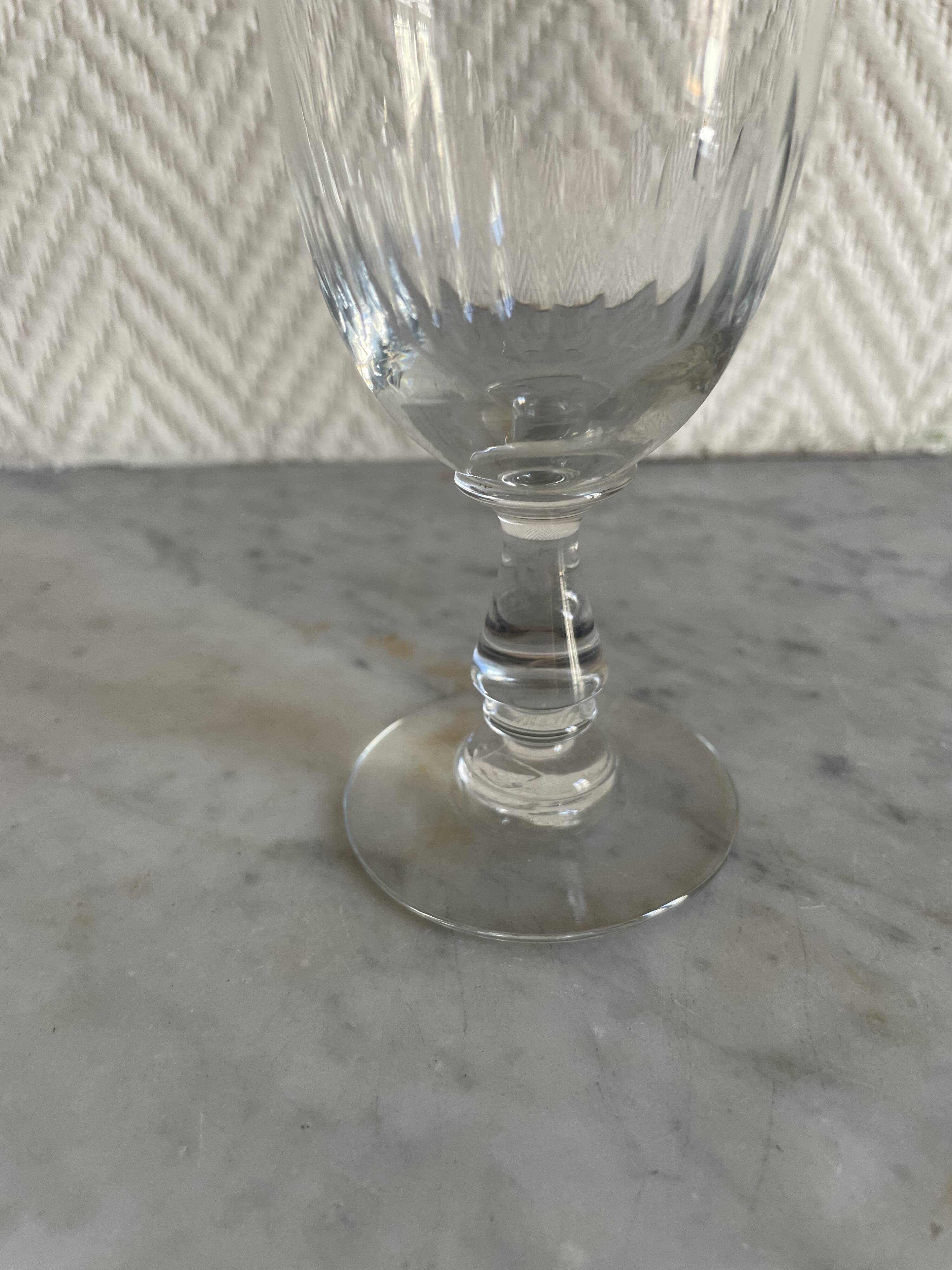 Lot de six verres à pied type Saint Louis