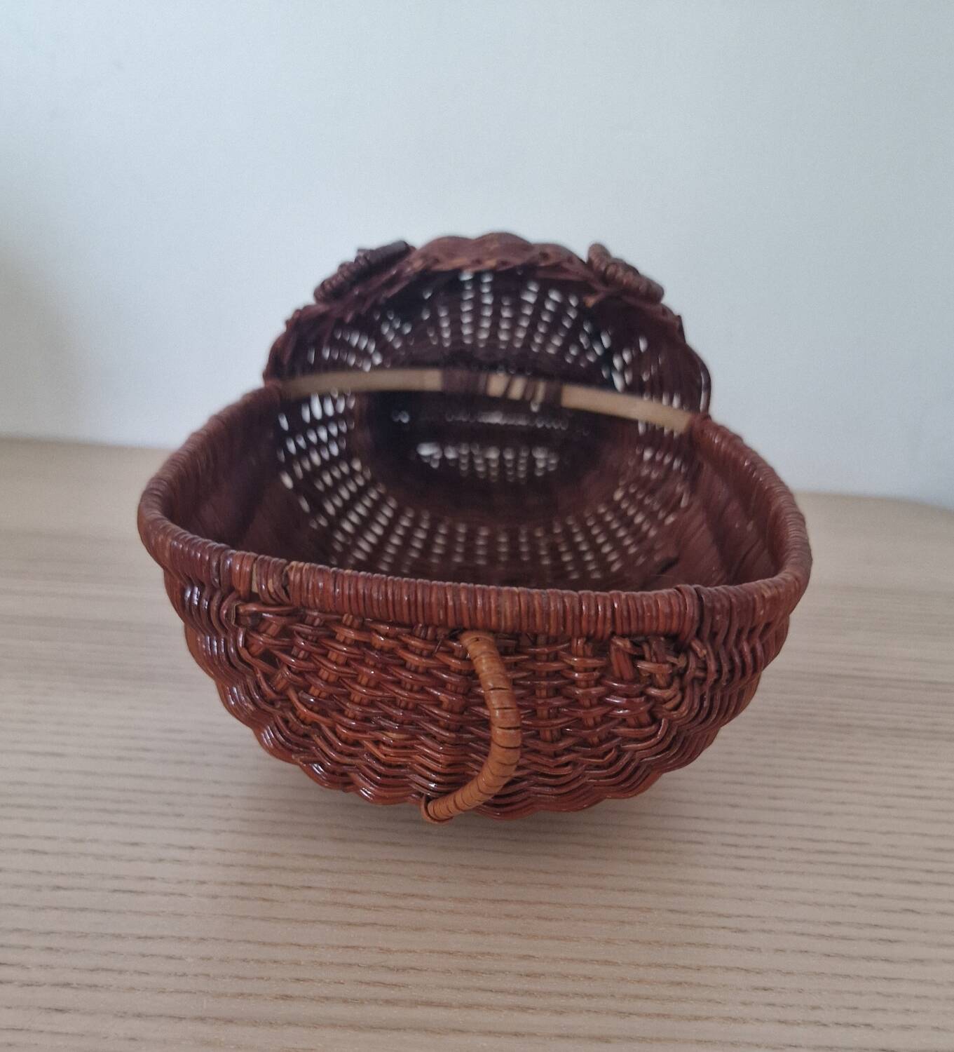 Hippopotamus zoomorphic wicker basket