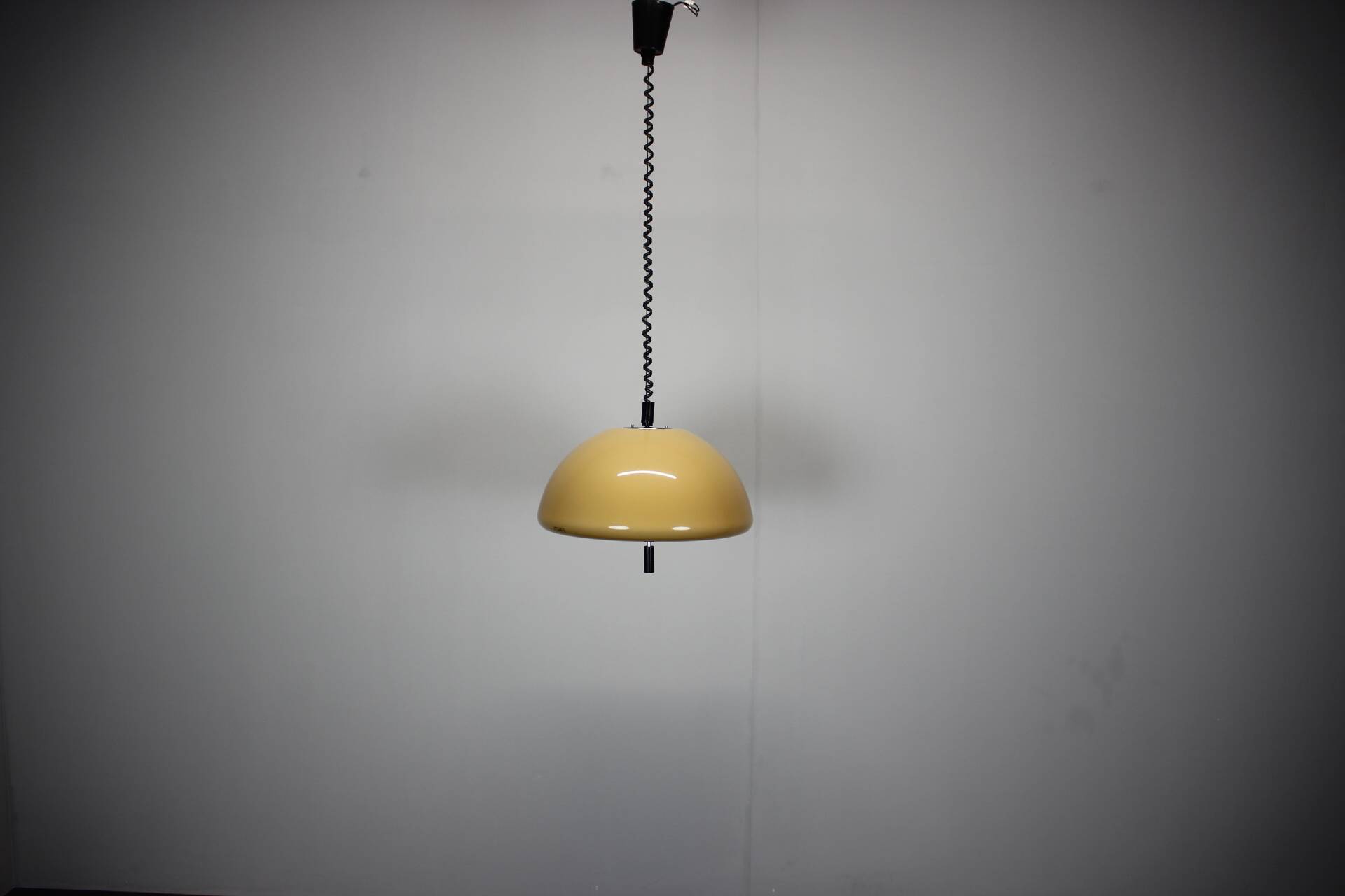 Adjustable plastic suspension from the mid-century by Meblo, Italy, 1970s.