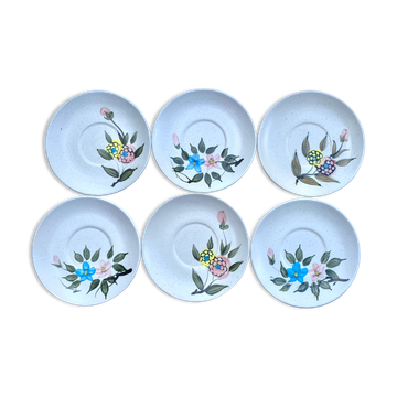 Stoneware dessert plates with floral decoration