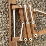 Extendable wall lamp in Scandinavian wood