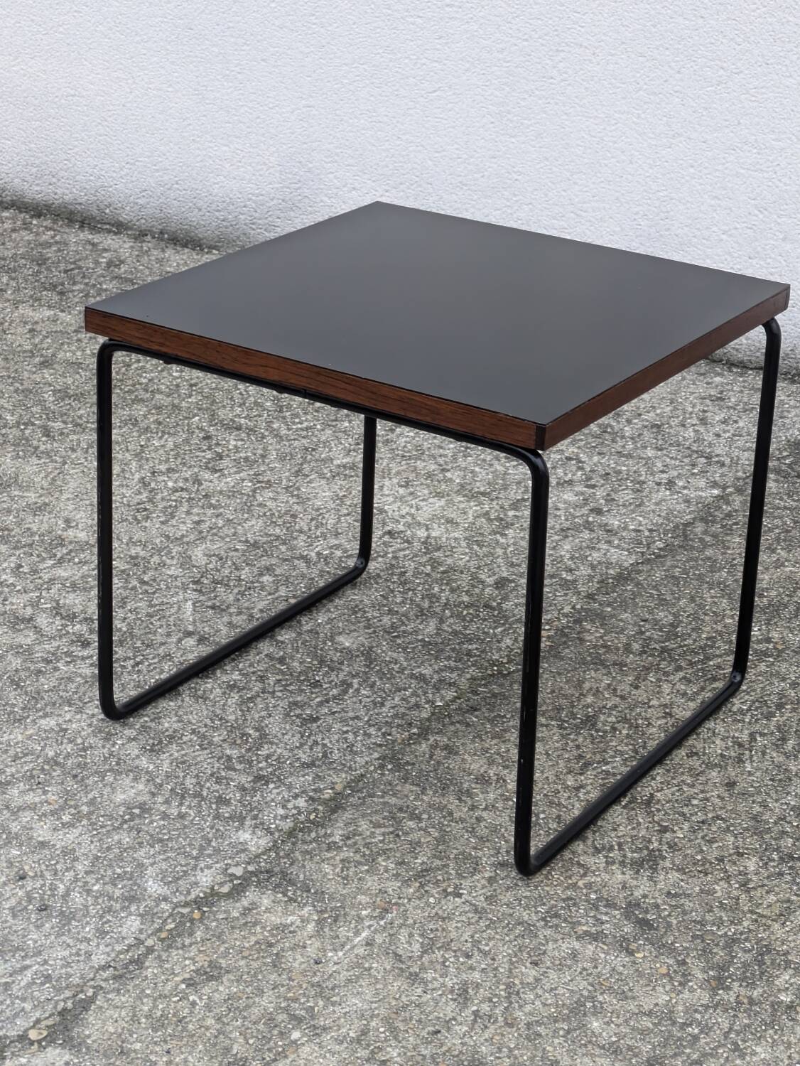 Vintage coffee table called "flying" by Pierre Guariche, Steiner edition, 1960s
