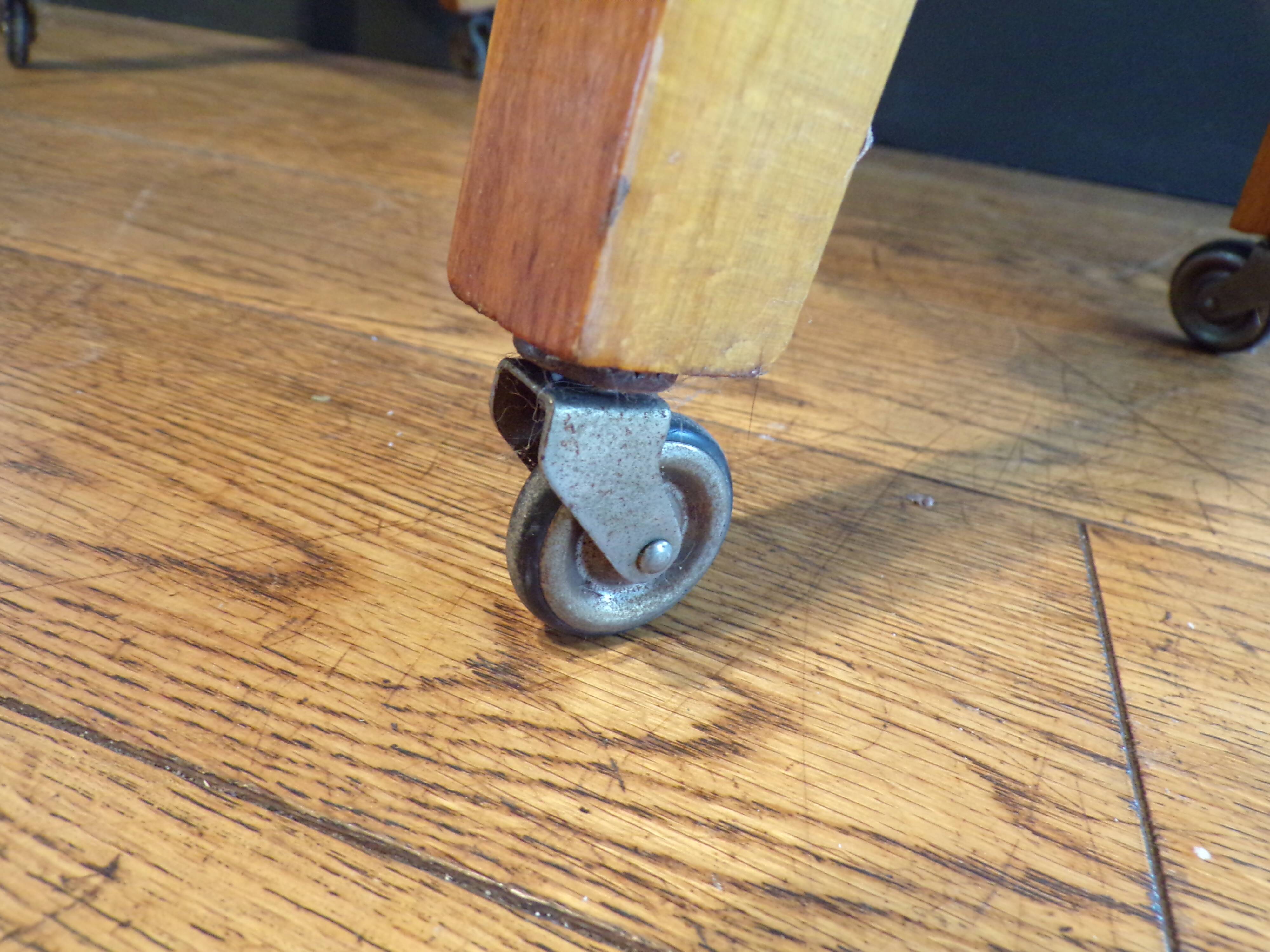 Vintage console table with 4 drawers