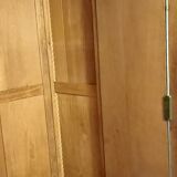 2-door old mirror cabinet