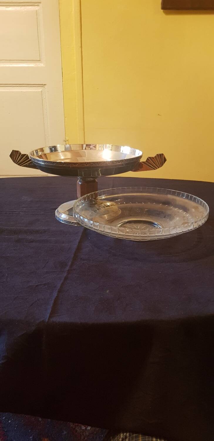 Art deco pedestal cup 1930.