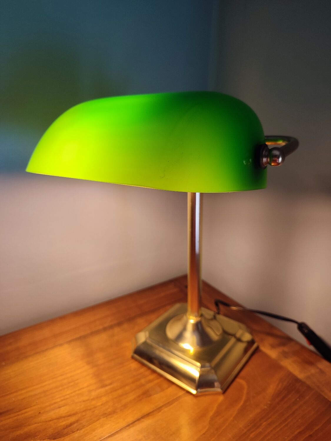Lampe banquier en laiton et verre vintage