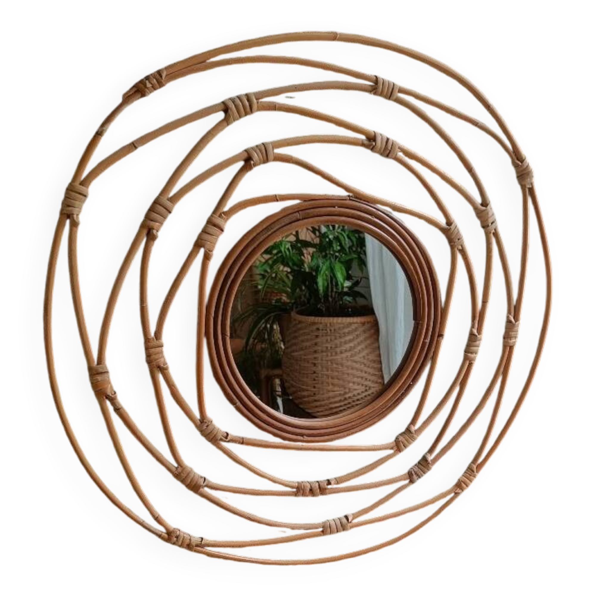 Round rattan mirror
