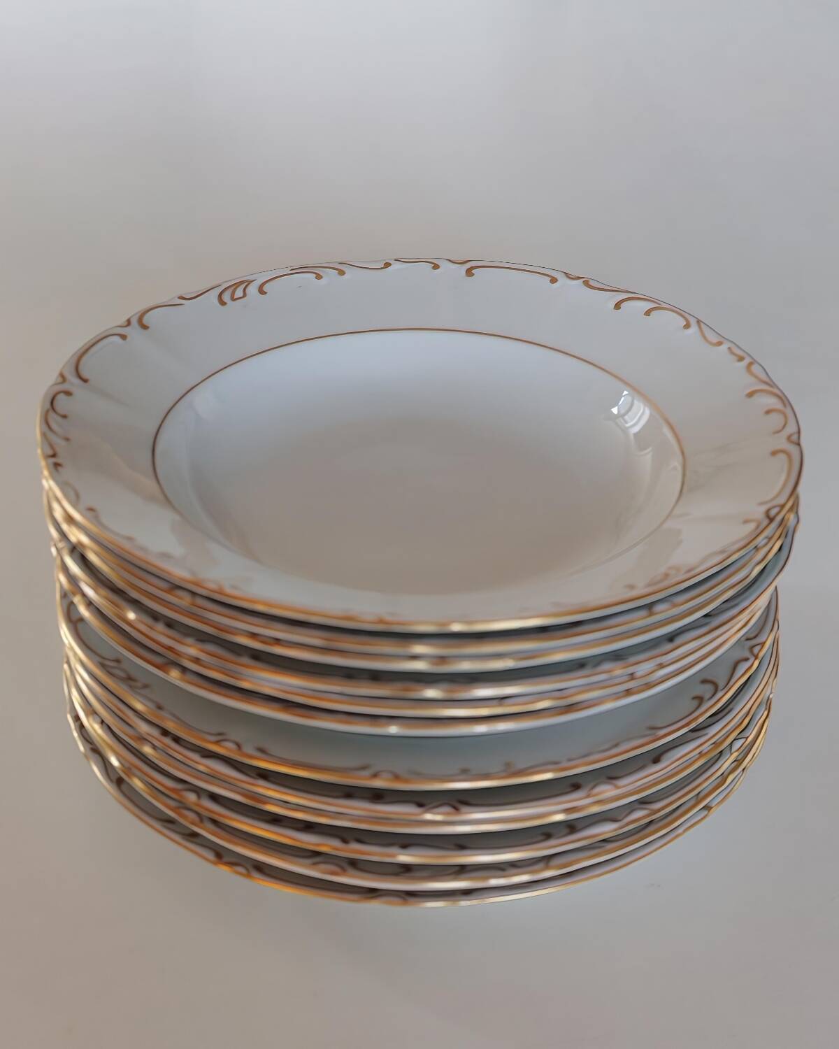 Set of flat and soup plates