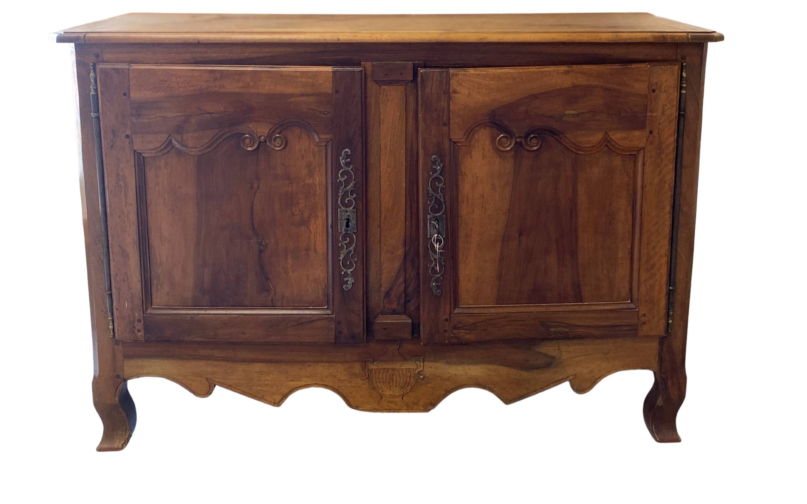 Antique solid wood sideboard – Louis XV style