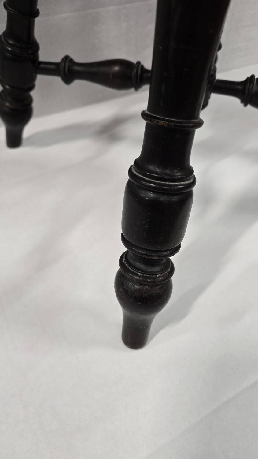 Antique adjustable piano stool – Napoleon III period, late 19th century