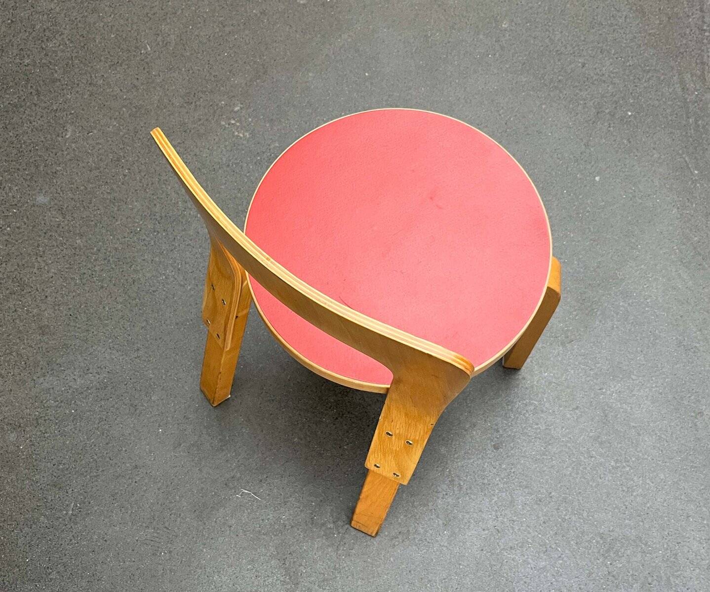Vintage Red Children's Chair in Linoleum N65 by Alvar Aalto for Artek, Finland, 1970s