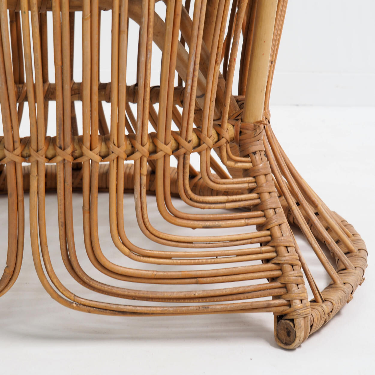 Rohé Noordwolde Peacock chair