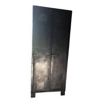 Metal wardrobe