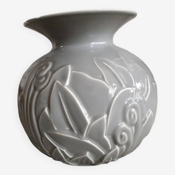 Vase art-déco au motif floral