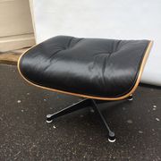 Eames lounge chair and his for Mobilier International