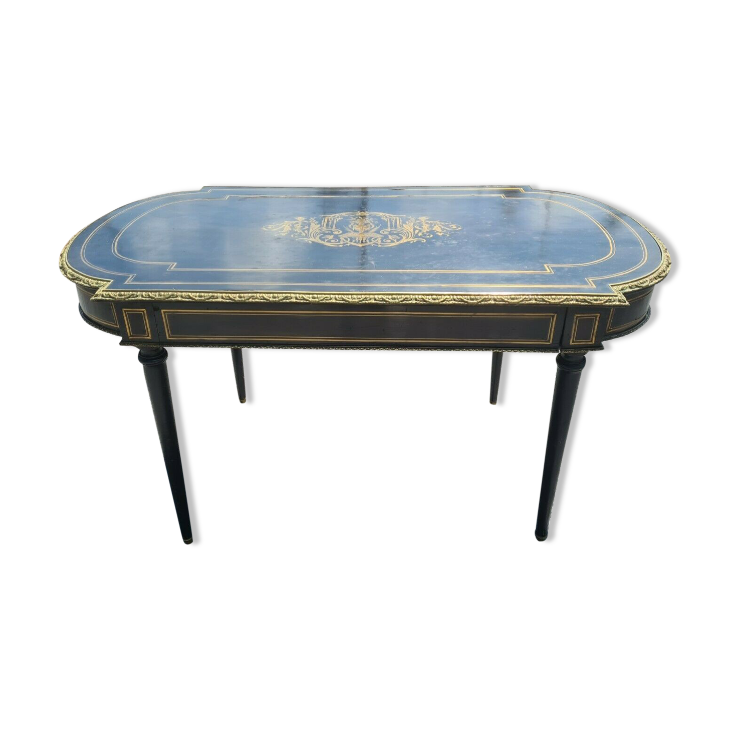 Napoleon iii desk table