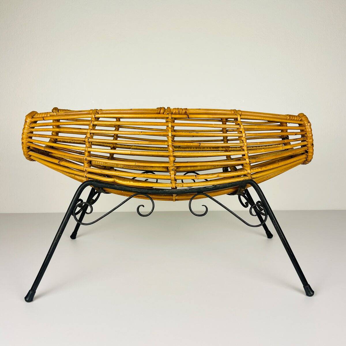 Magazine rack or vintage rattan stand, Italy, 1960s