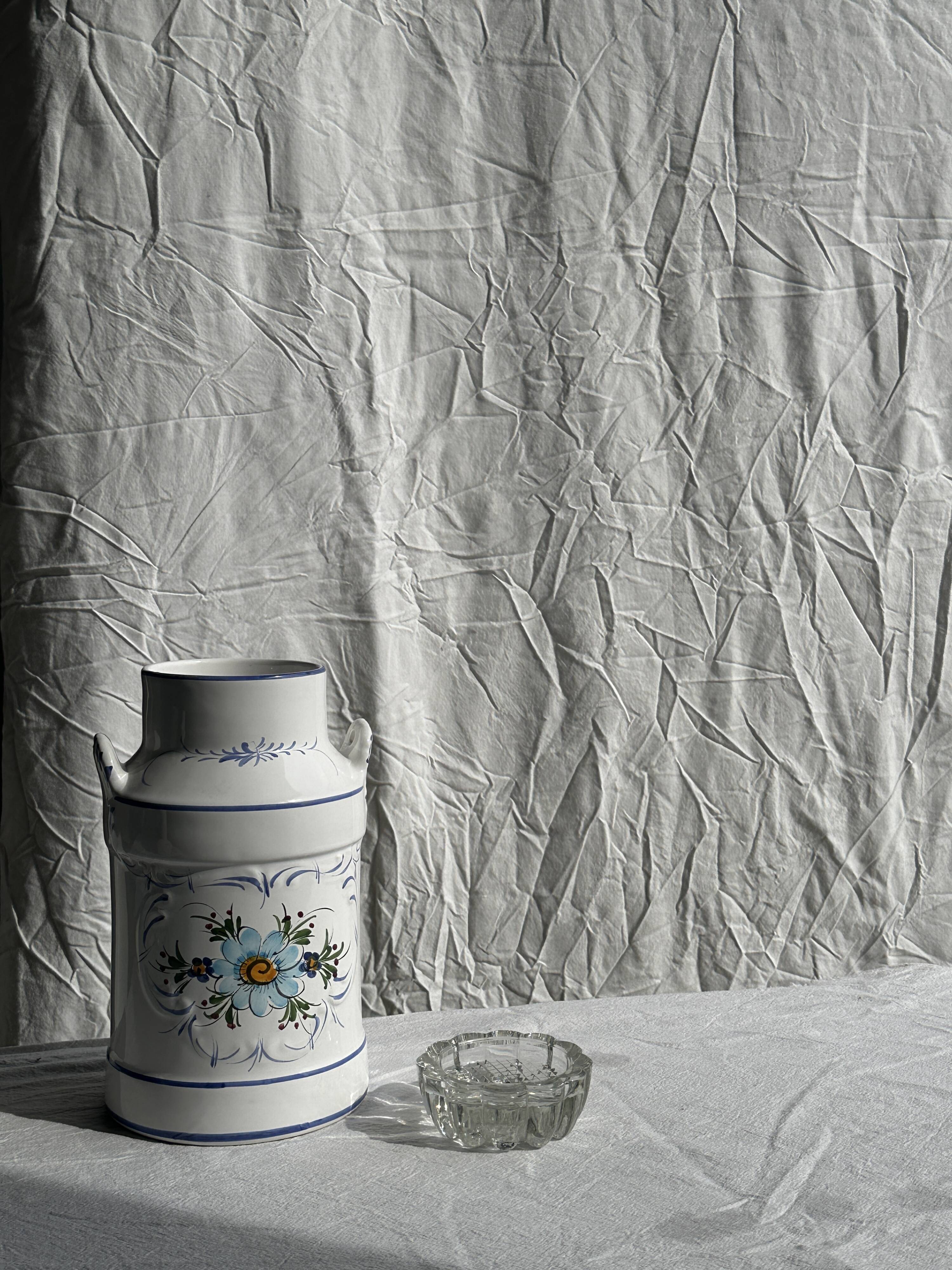 Small glass ashtray in the shape of a flower France Reims Brand MO