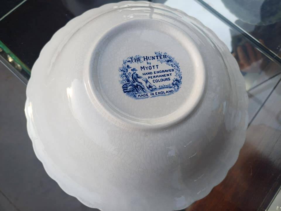 Hunter salad bowl by myott