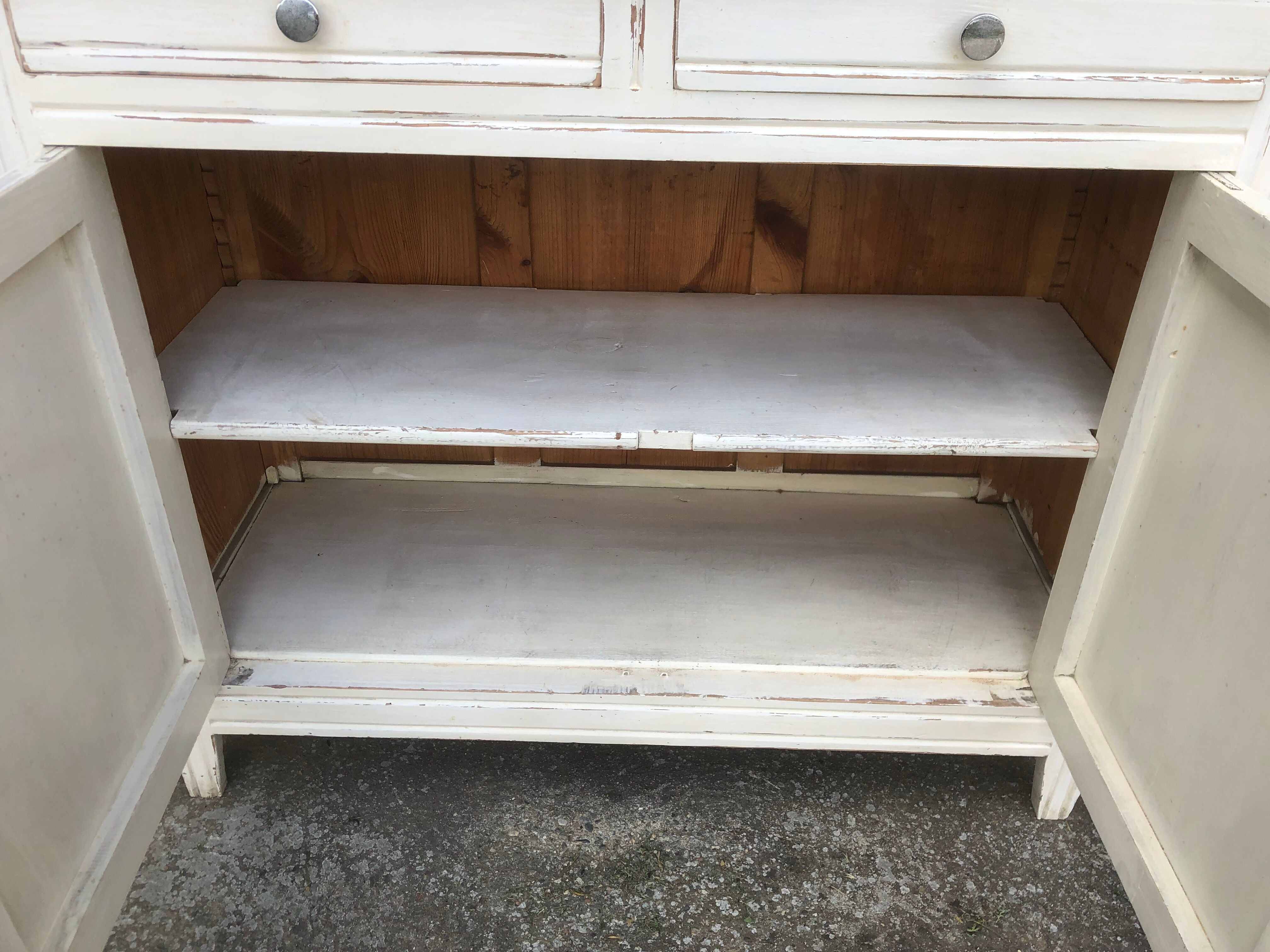 Parisian buffet patinated