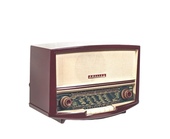 Vintage Bluetooth radio: Philips B4F 61 A /01 from 1956 | Selency
