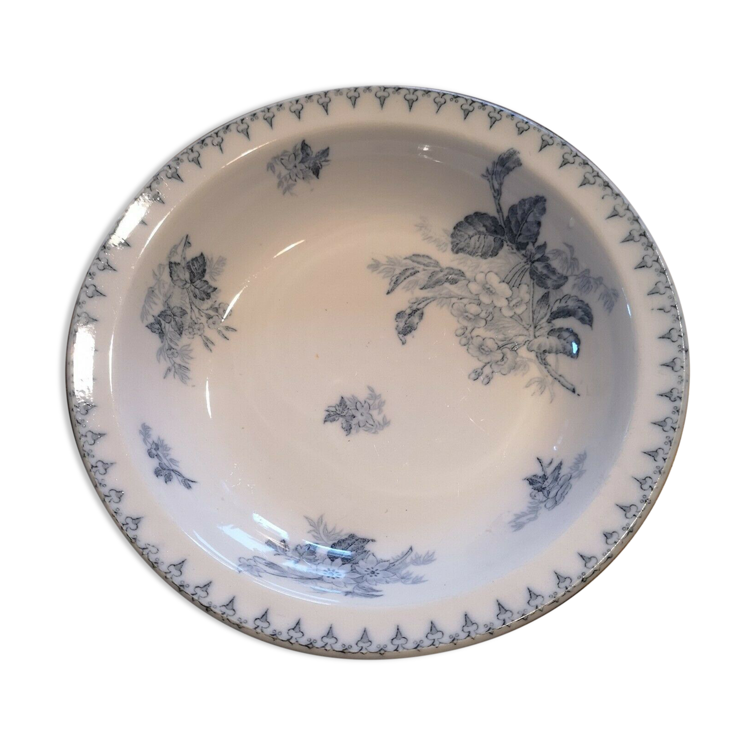 Round dish or vegetable Sarreguemines model Flora