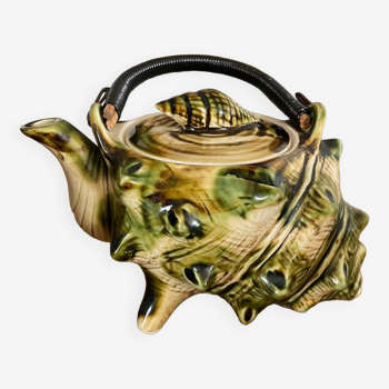 Shell teapot