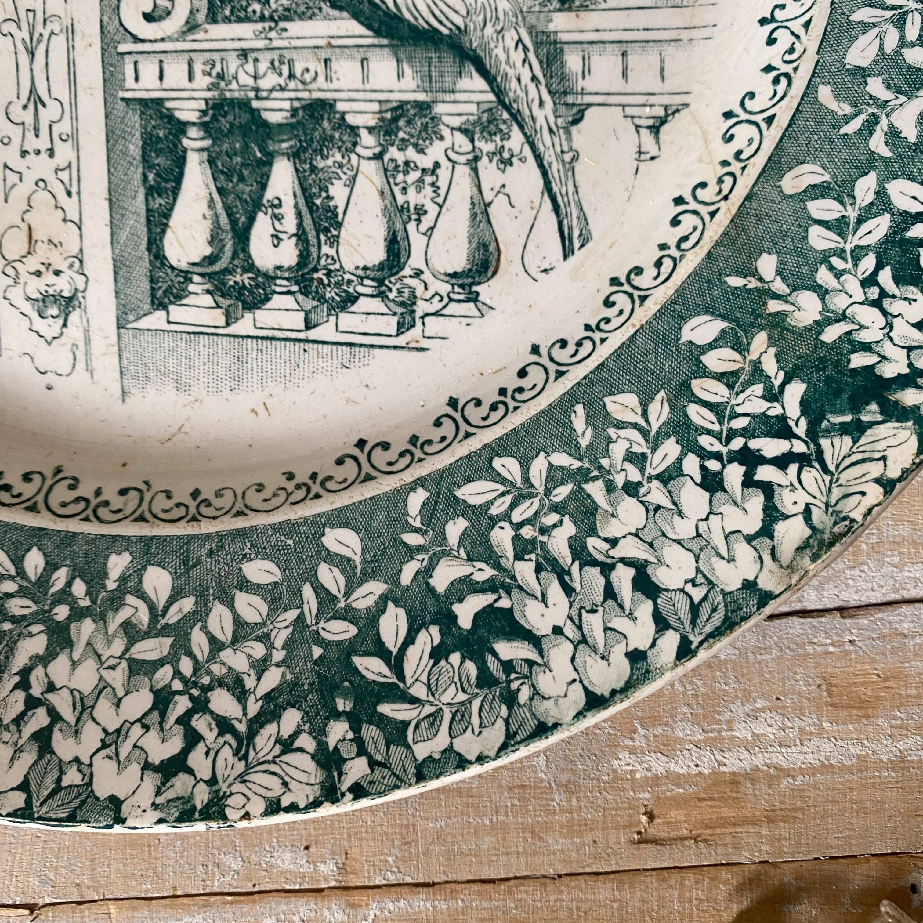 Green ironstone plate from Creil and Montereau "Khiva"