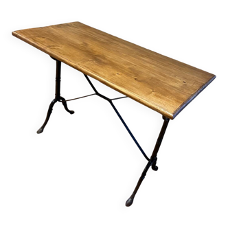 Bistro table
