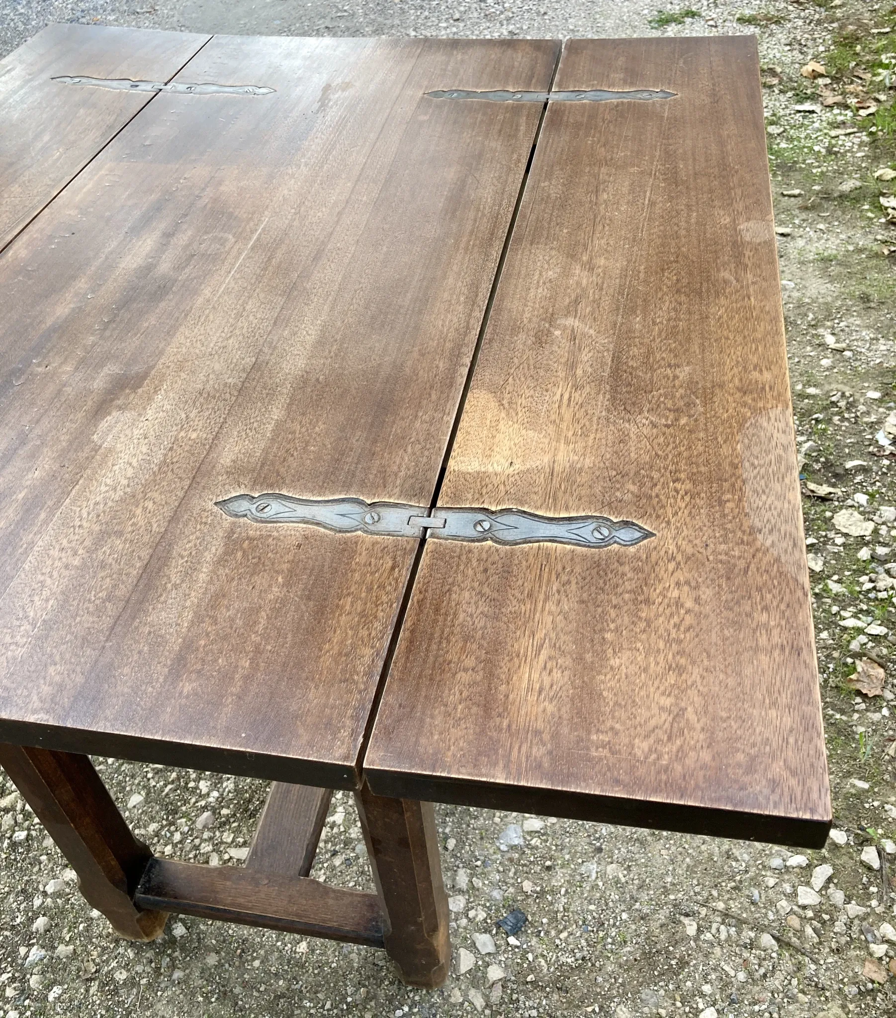 Antique rectangular drop-leaf table