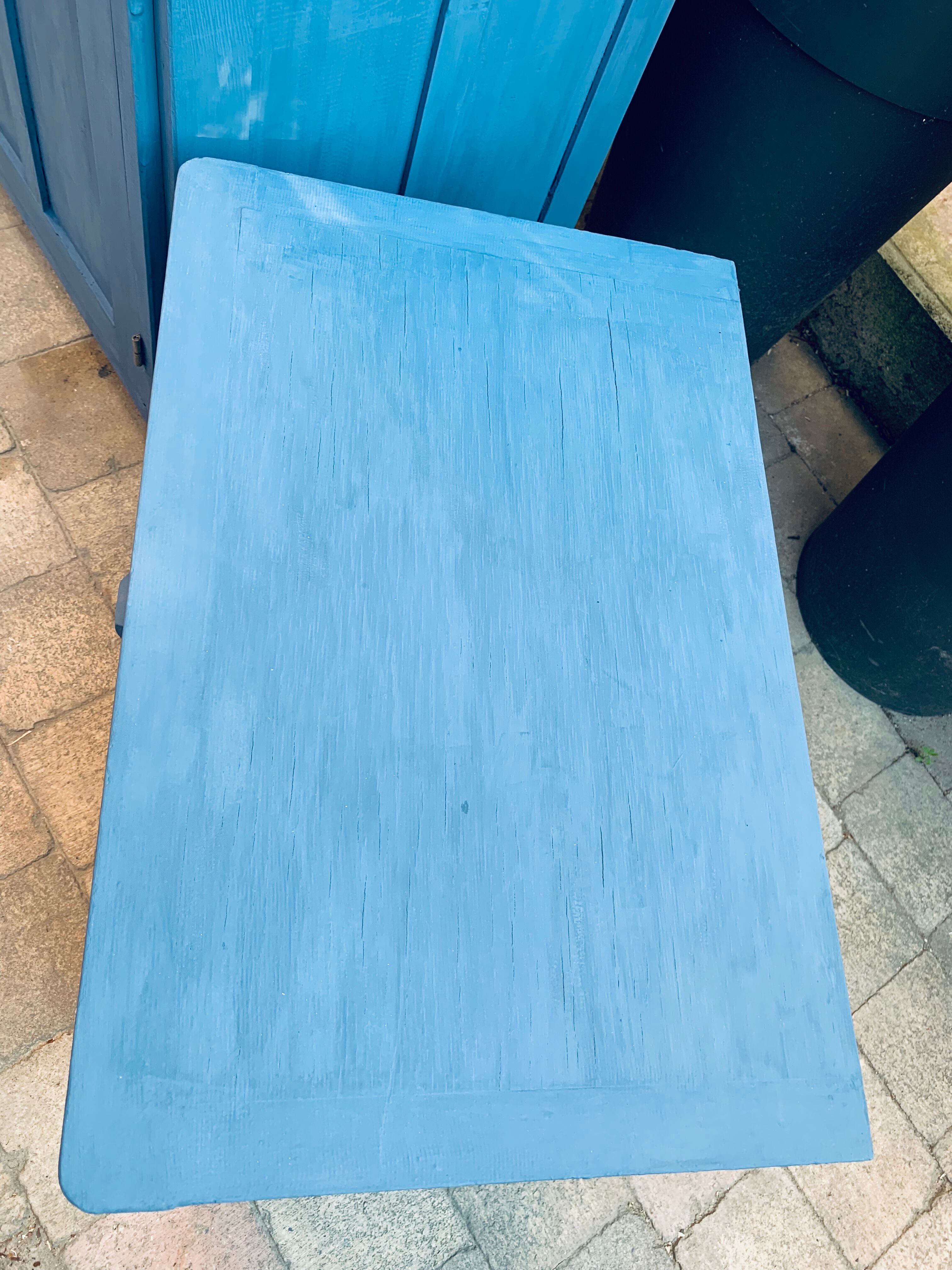 Parisian wardrobe and his bedside