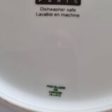 Service of 10 Plates, design by Yves Blayo Paris, 80s, 21 cm